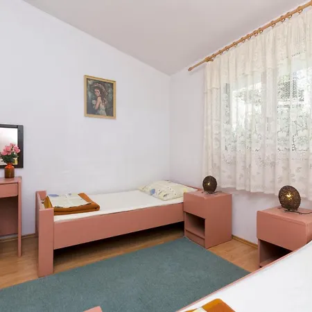 Smiljana Apartment *